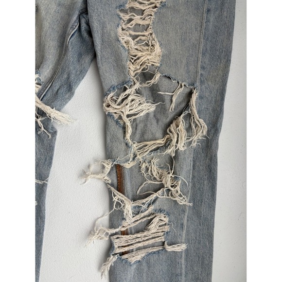 American Eagle Women's Distressed Ripped Mom Jeans Light Wash Denim Size 4 - Picture 3 of 10
